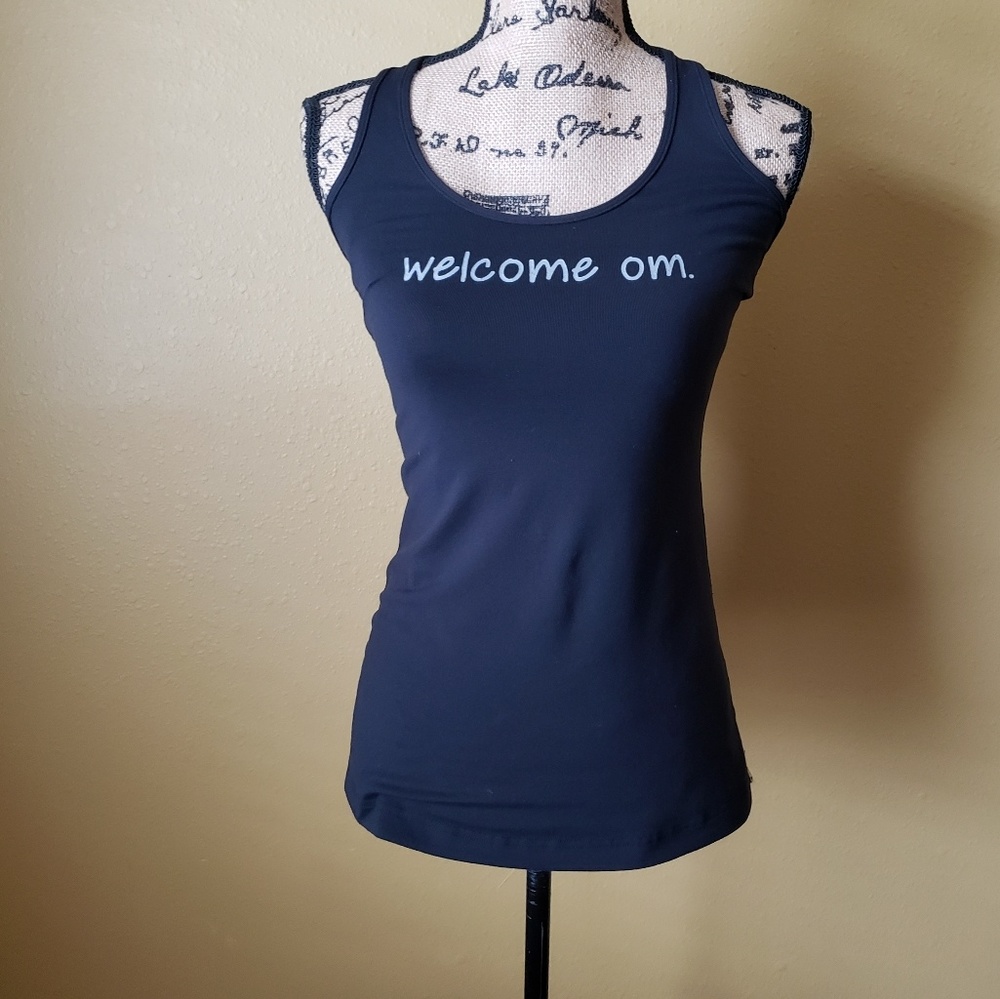 LULULEMON yoga top